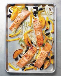 via: http://www.marthastewart.com/952616/salmon-fennel-bell-pepper-and-olives